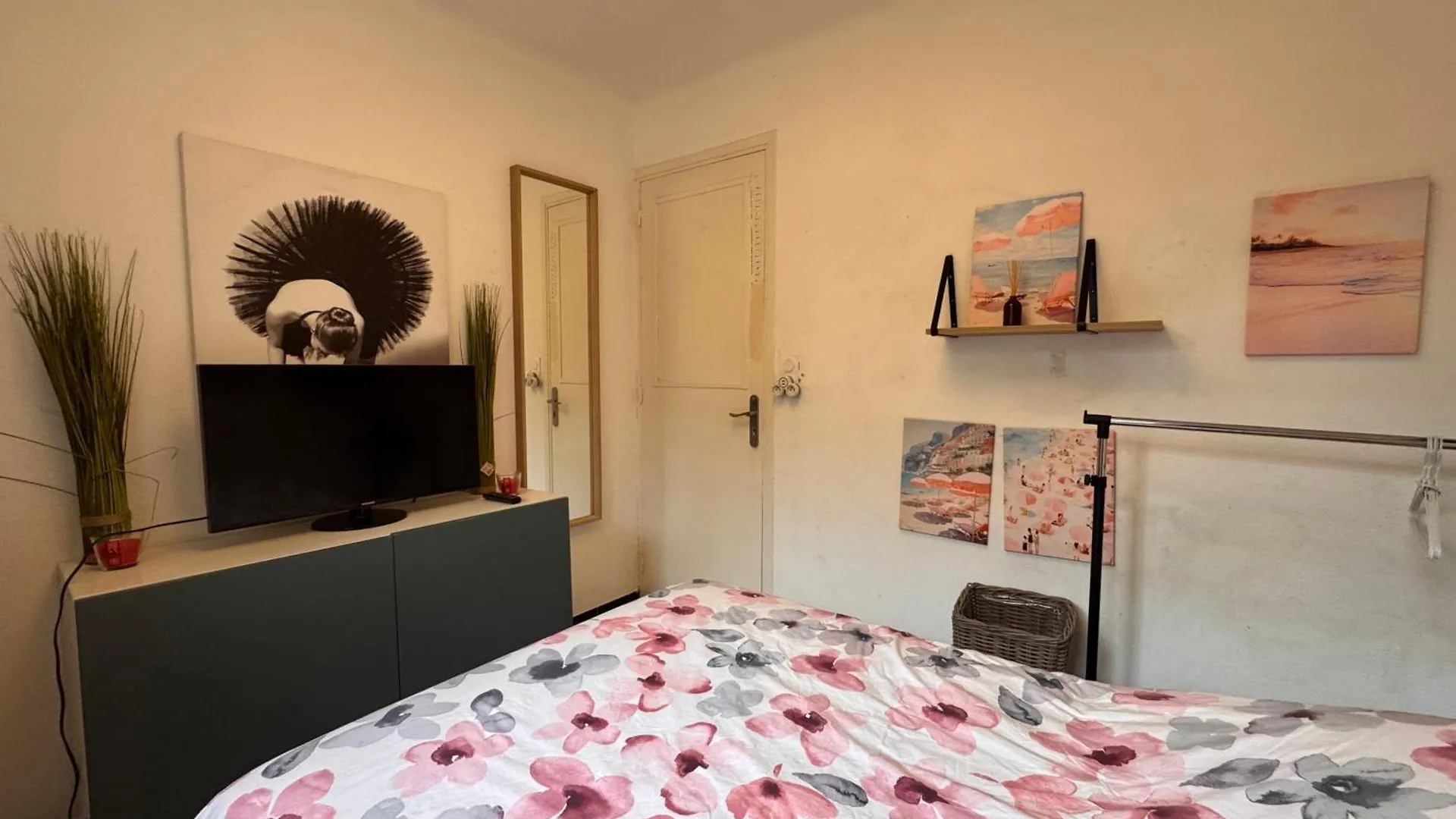 Apartment Rez-De-Villa - Piscine Chauffee & Jardin- Salon Avec Canape Lit, Cuisine Et 2 Chambres Mougins
