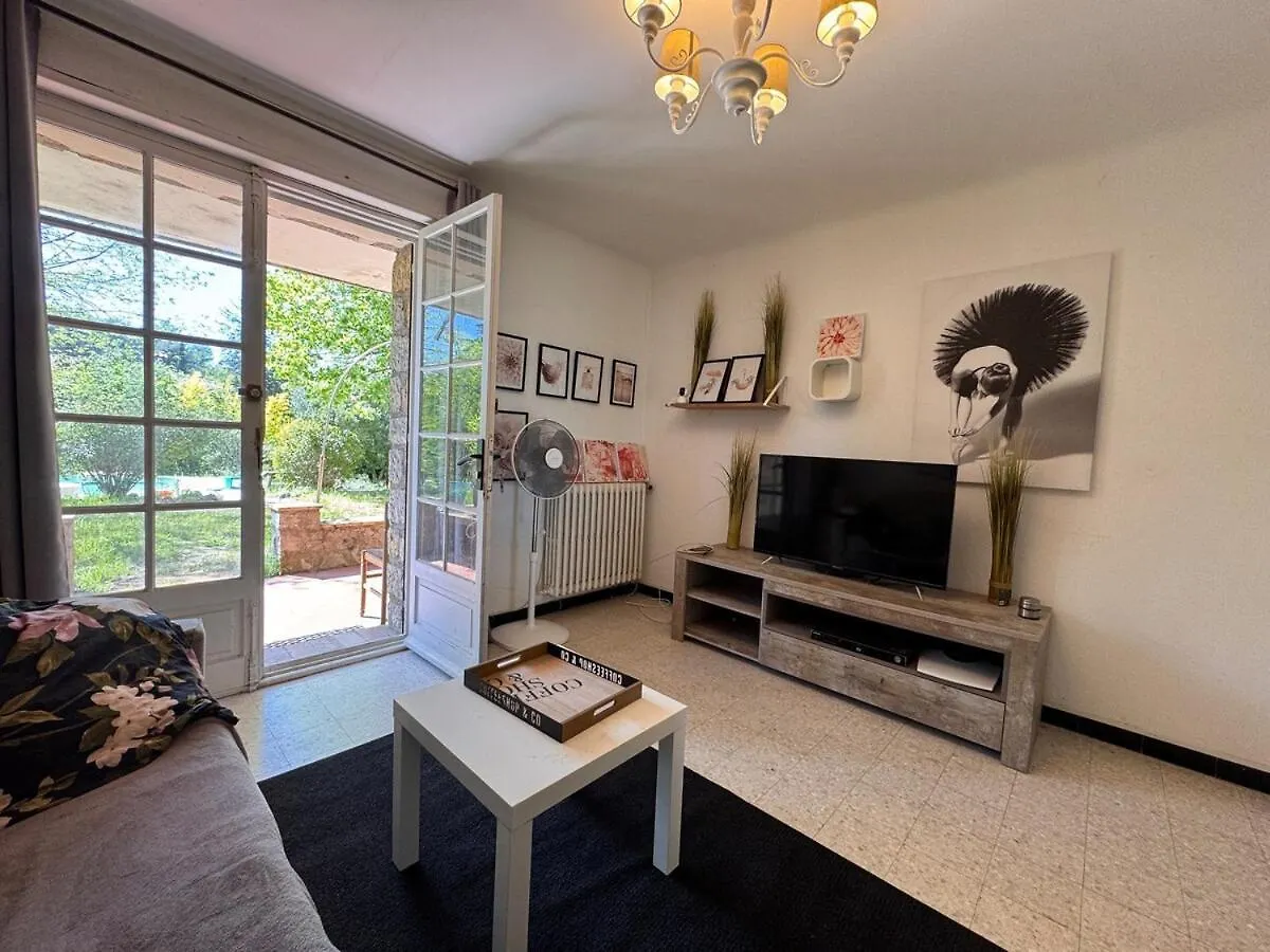 Rez-De-Villa - Piscine Chauffee & Jardin- Salon Avec Canape Lit, Cuisine Et 2 Chambres Mougins