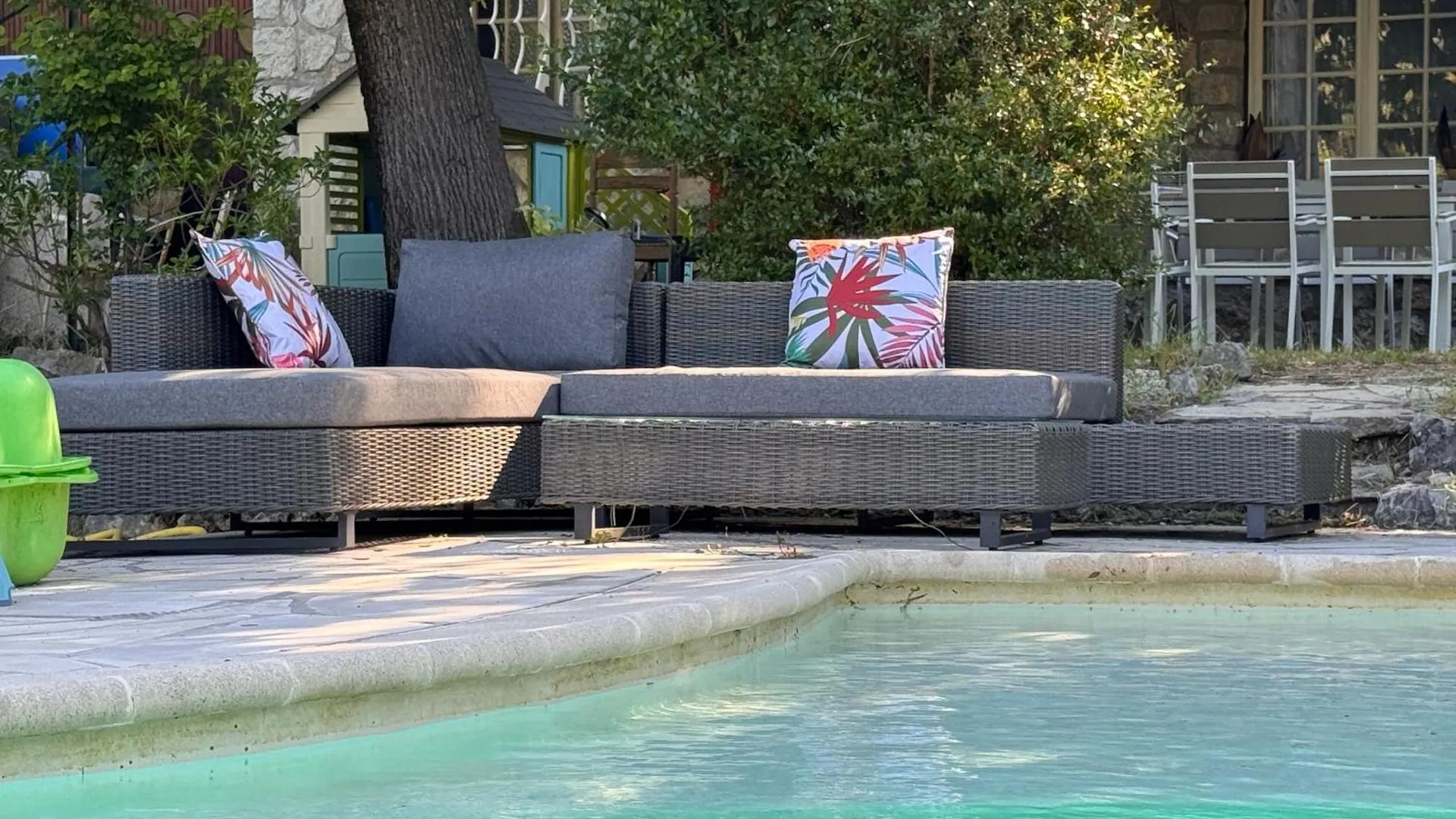 Rez-De-Villa - Piscine Chauffee & Jardin- Salon Avec Canape Lit, Cuisine Et 2 Chambres Mougins France